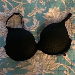 Barely worn Victoria’s Secret black bra